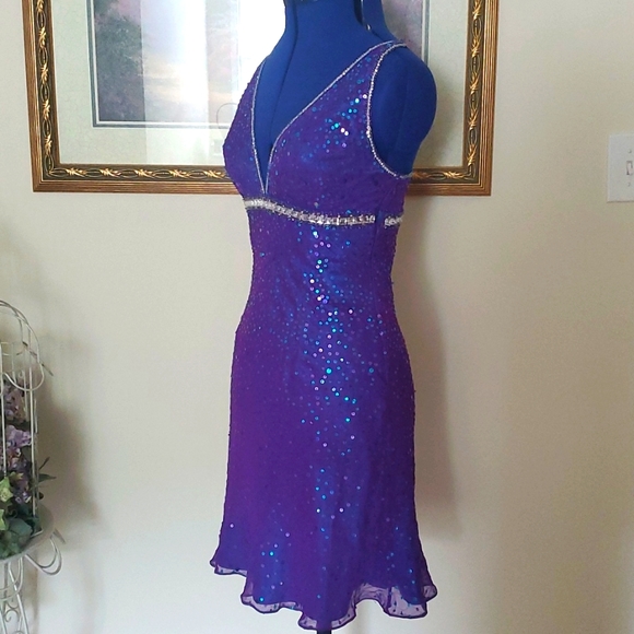 Gorgeous Purple prom dress - Picture 3 of 5